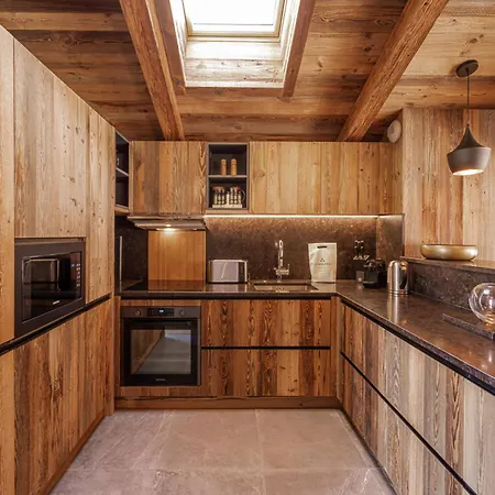 Sublime Avec Sauna Et Animaux Admis à - Fr-1-568-33 * Courchevel